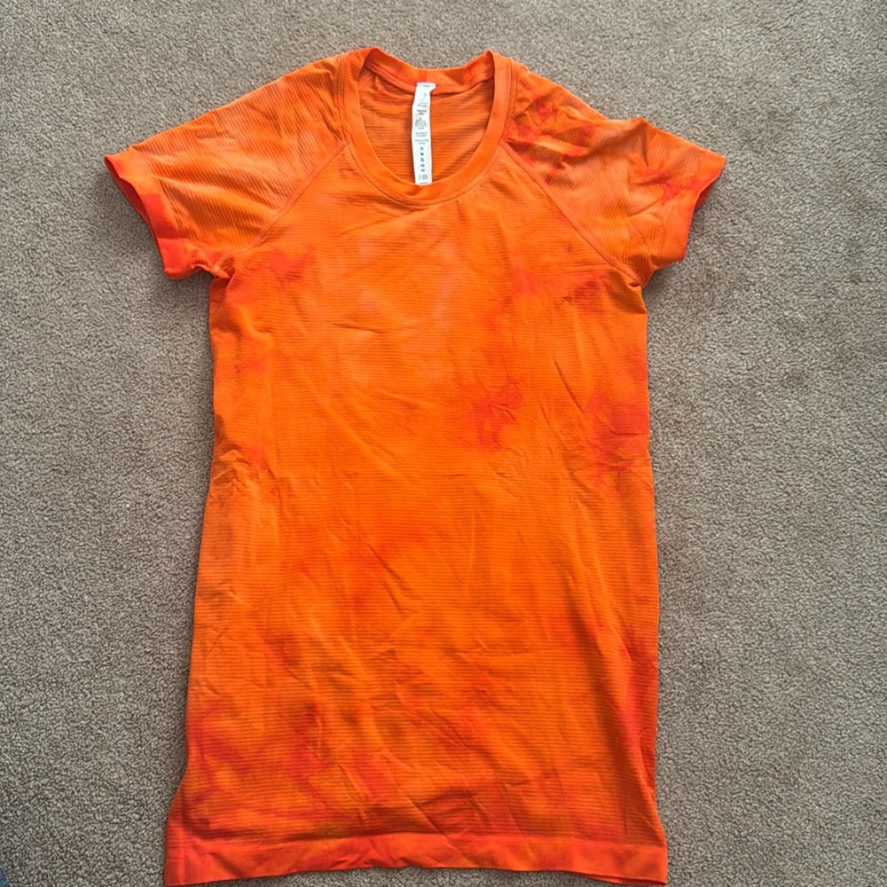 Lululemon orange pattern swiftly tech